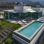 Villa Villa Christal Pool & Sea View *