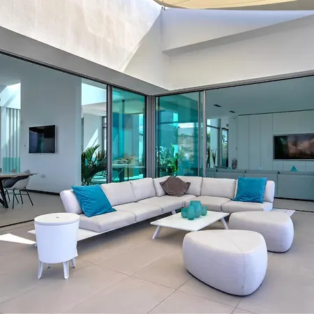 Willa Villa Christal Pool & Sea View